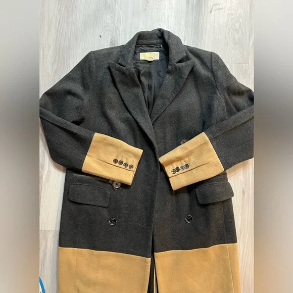 Michael Kors‎ Charcoal Gray Coat - Picture 2 of 5